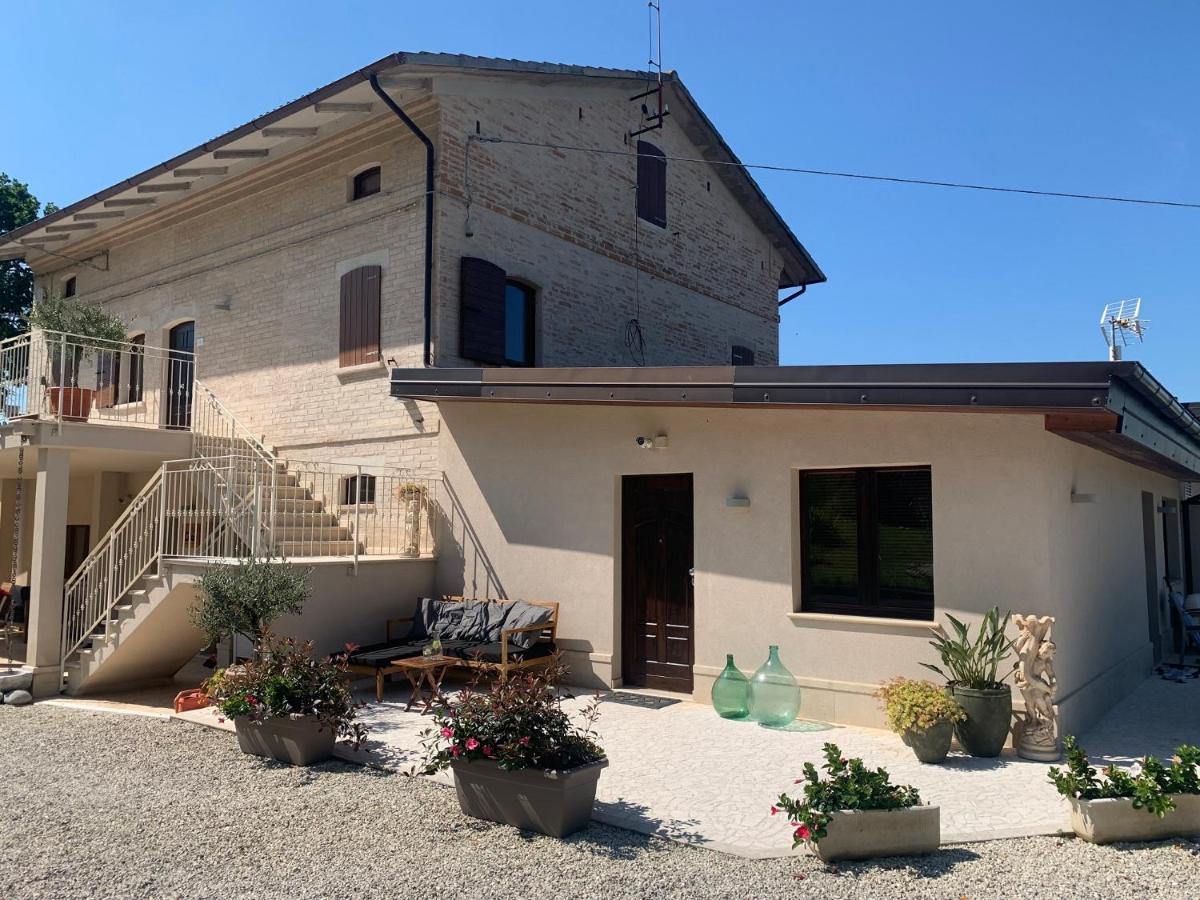 Monte San Pietrangeli Gastronomic B&B Carlocarla מראה חיצוני תמונה