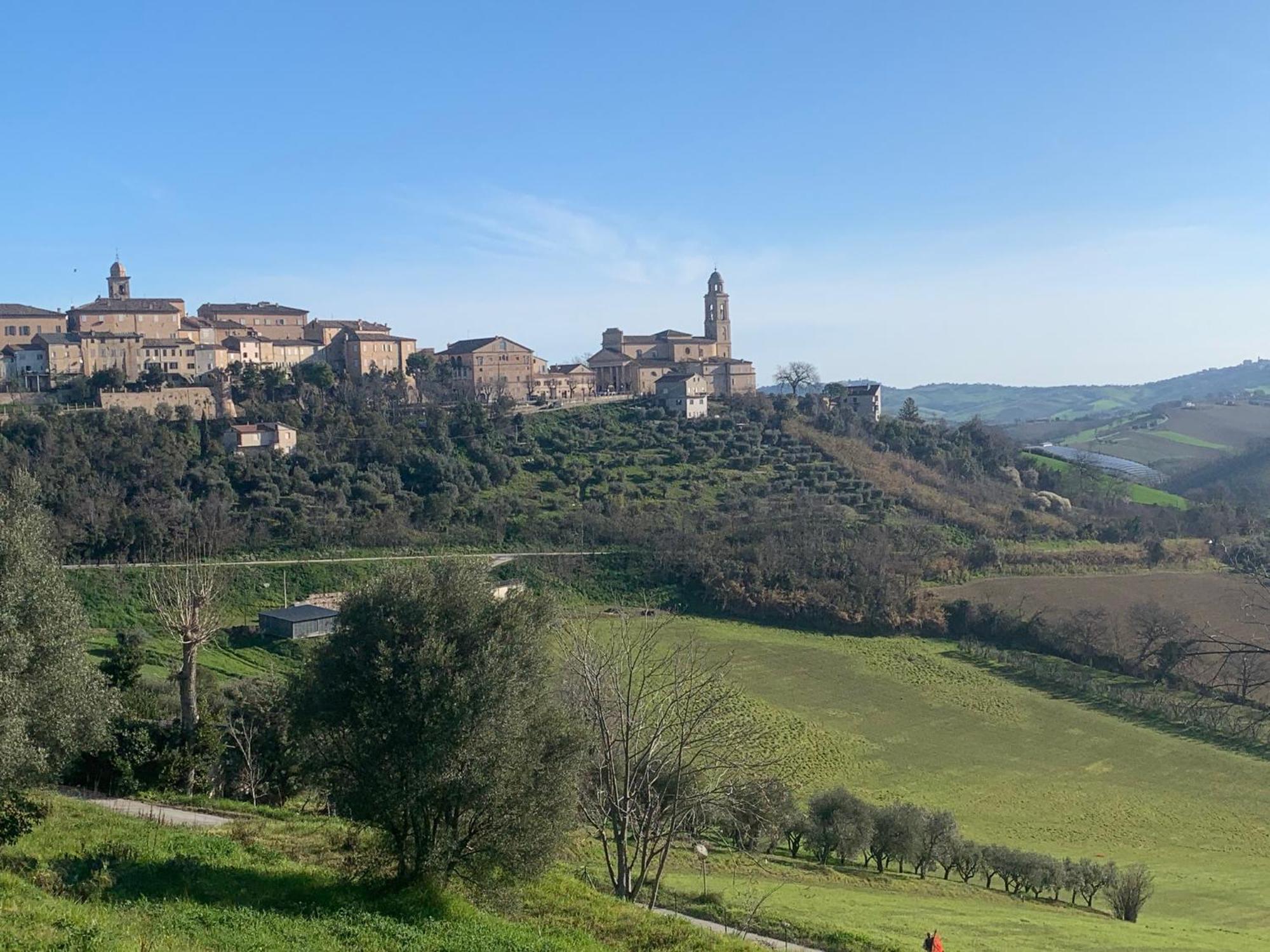 Monte San Pietrangeli Gastronomic B&B Carlocarla מראה חיצוני תמונה