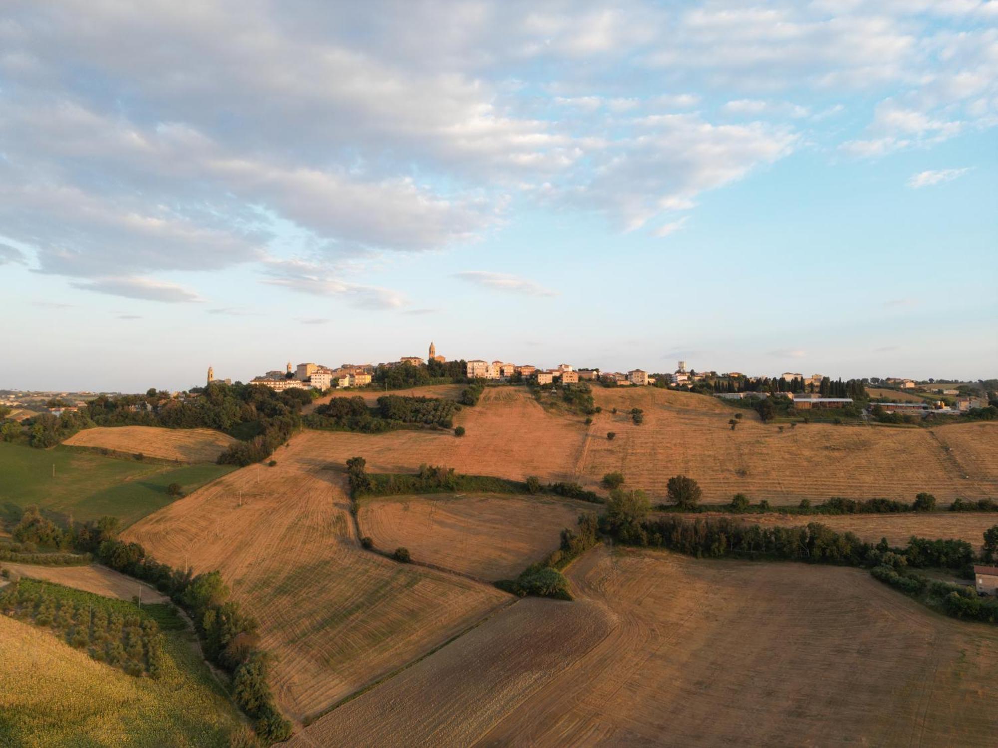 Monte San Pietrangeli Gastronomic B&B Carlocarla מראה חיצוני תמונה