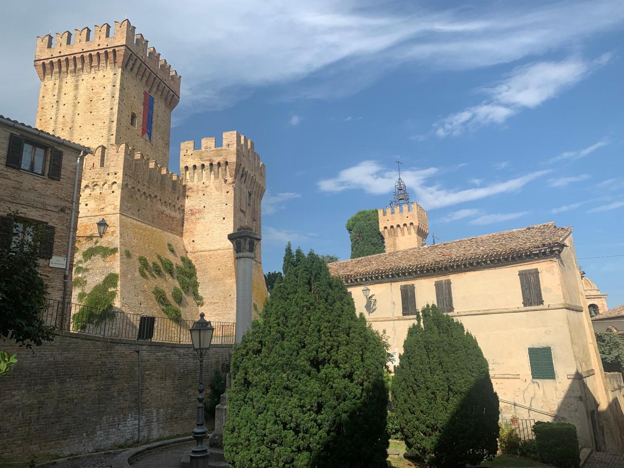 Monte San Pietrangeli Gastronomic B&B Carlocarla מראה חיצוני תמונה