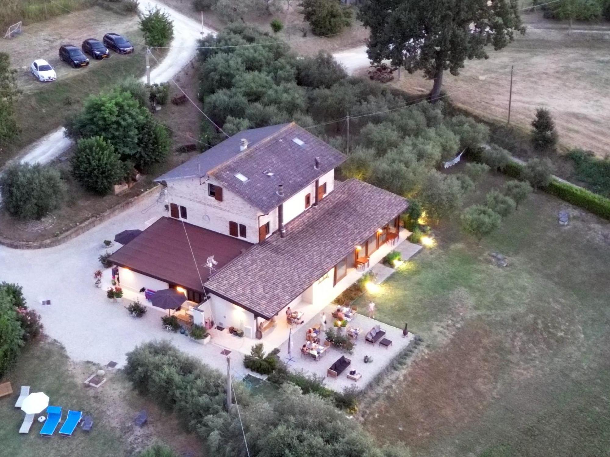 Monte San Pietrangeli Gastronomic B&B Carlocarla מראה חיצוני תמונה