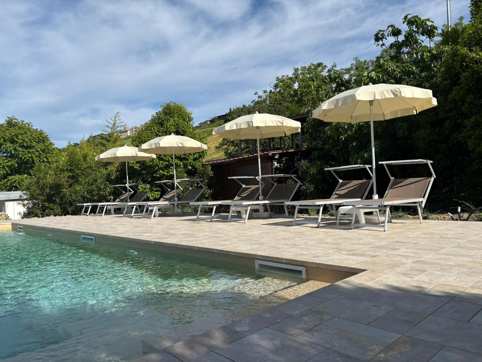 Monte San Pietrangeli Gastronomic B&B Carlocarla מראה חיצוני תמונה
